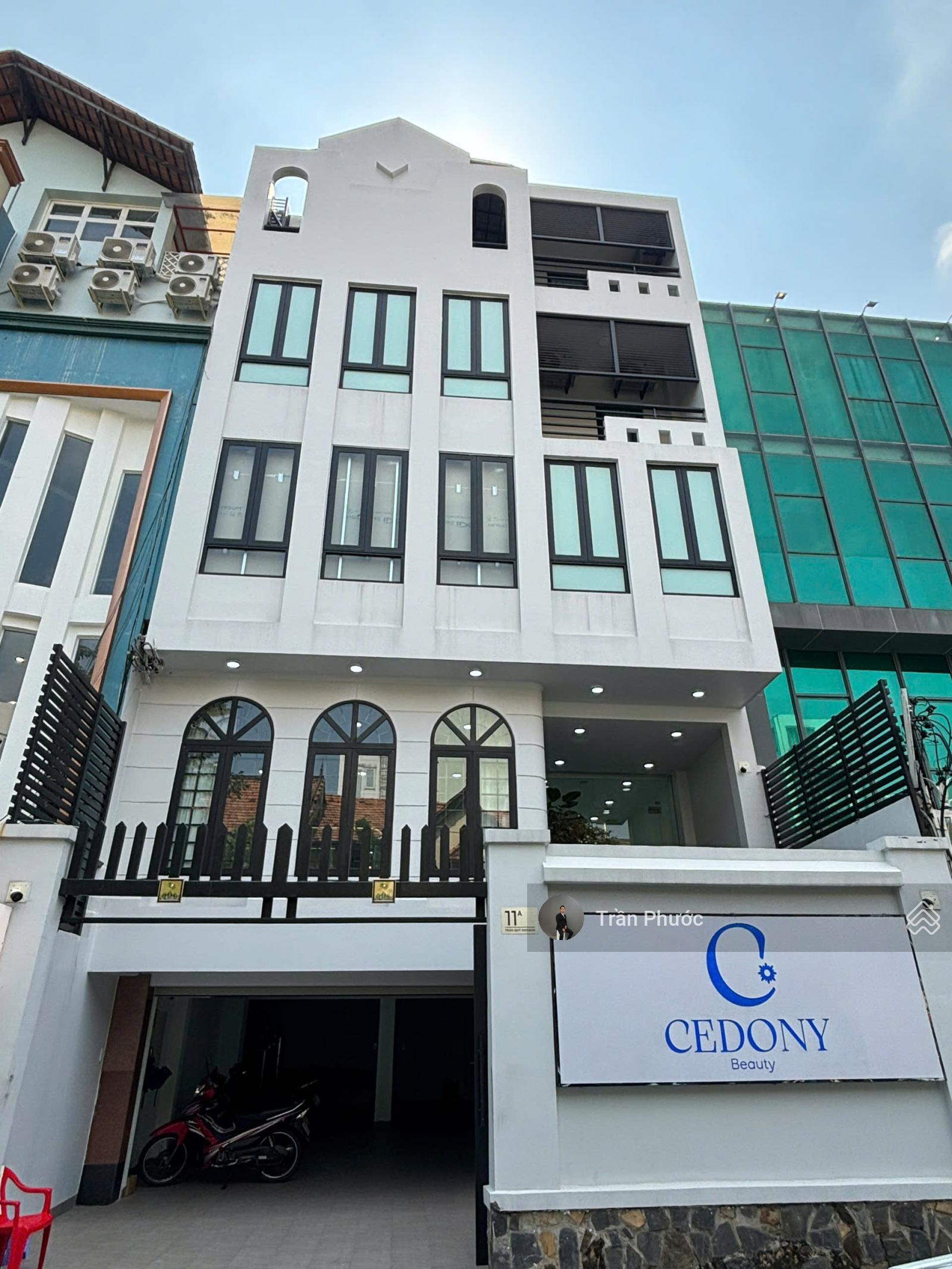 Nhà Mặt Tiền 11A Trần Quý Khoách, P. Tân Định, Q.1 - 150m² - Thuê 100 triệu/tháng, Phù hợp Văn phòng, Spa, Showroom!