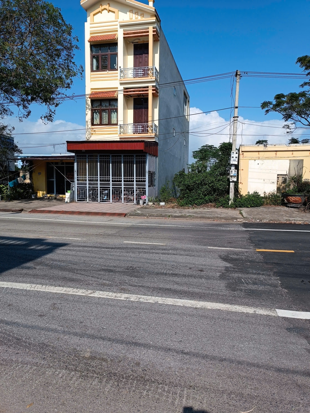 Bán đất Thị Trấn Quất Lâm 90m² giá 1.3 tỷ - Sổ hồng chính chủ, giao dịch ngay!