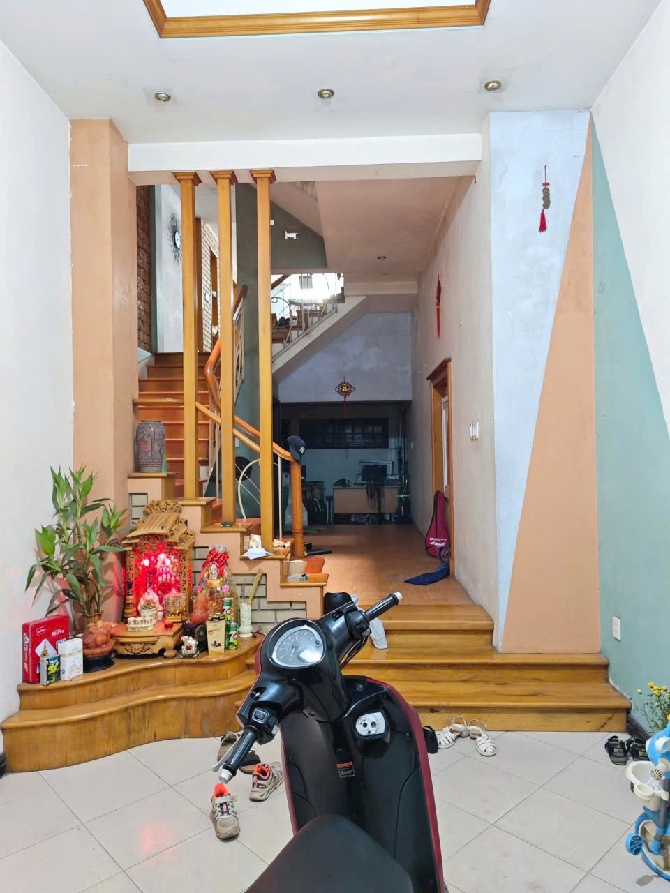 Bán nhà Phương Mai, Đống Đa 55m² giá 24 tỷ - Kinh doanh sầm uất!