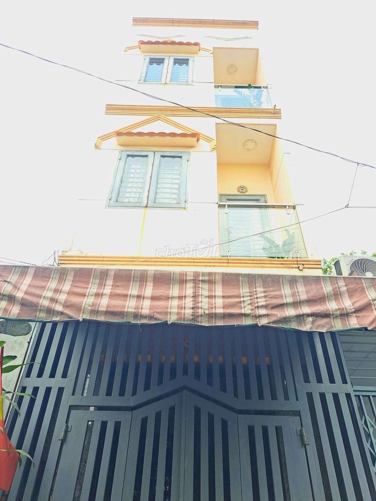 Nhà phố 4 tầng quận Bình Tân 29m² giá 2.75 tỷ - Hẻm 5m xe hơi đỗ cửa!