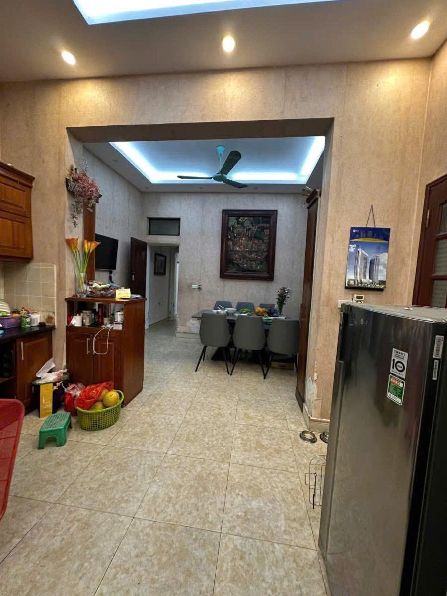 Nhà phố Vương Thừa Vũ 74m² giá 28.2 tỷ - Lô góc 3 mặt thoáng, ô tô tránh