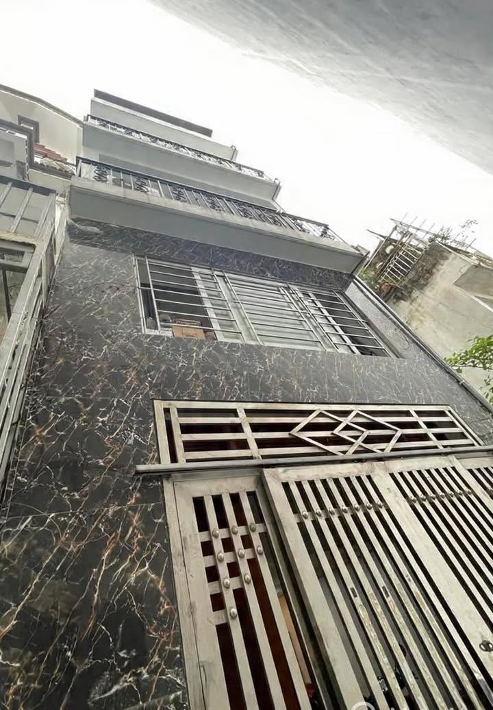 Nhà riêng Cầu Giấy 65m² giá 13 tỷ - Chính chủ, sẵn sàng giao dịch ngay!