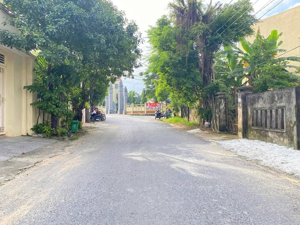 Đất nền 2 mặt tiền Nguyễn Văn Cừ, Đức Ninh Đông, 123m² giá 2.1 tỷ - Đầu tư sinh lời!