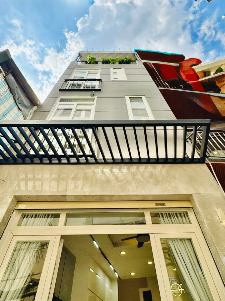 Nhà đẹp 3 PN tại Nguyễn Văn Trỗi, Phú Nhuận - Giá chỉ 5.85 tỷ!