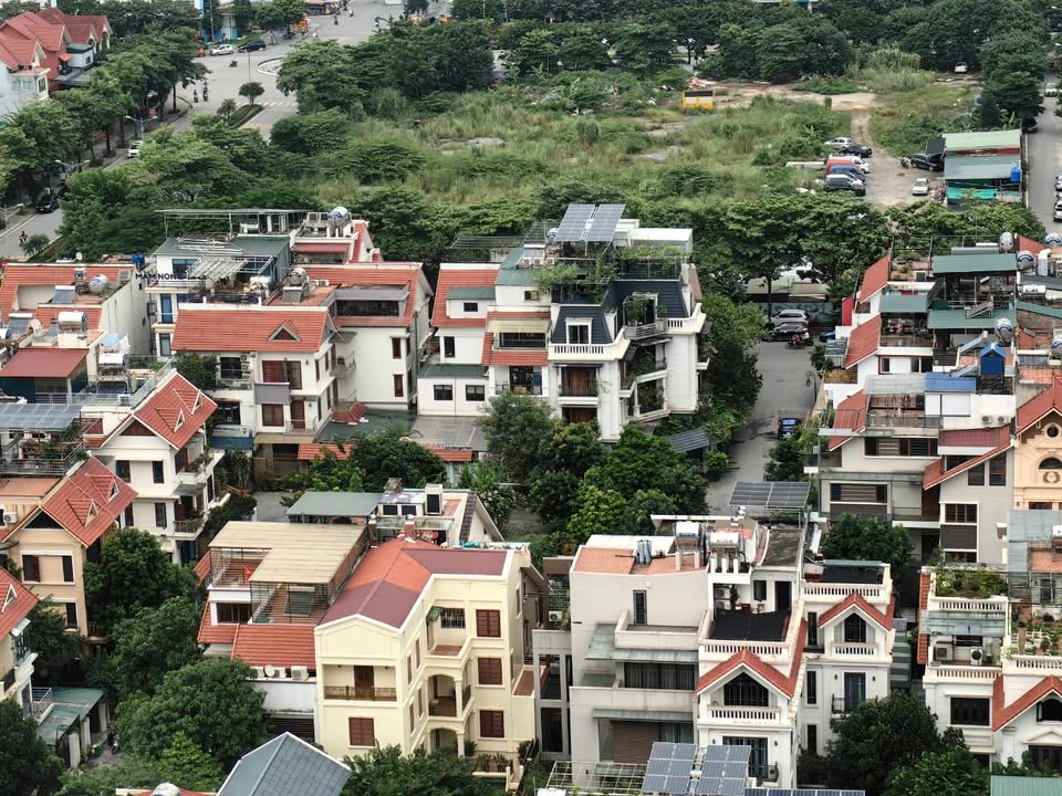 Biệt thự Thành phố Giao Lưu 220m² giá thương lượng - Hoàn thiện 4 tầng view hồ tuyệt đẹp!