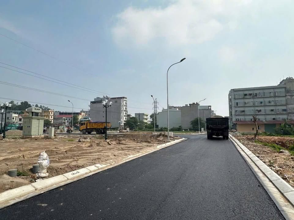 Đất nền 144m² tại đường Đặng Cung, phường Nam Sơn - Giá thỏa thuận hấp dẫn!