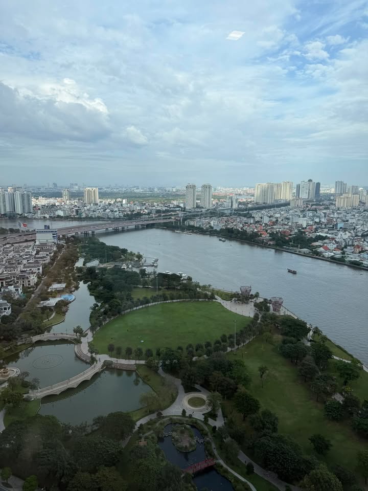 Căn hộ Vinhomes Central Park 87.5m² giá 13 tỷ - Sổ hồng chính chủ, view công viên tuyệt đẹp!