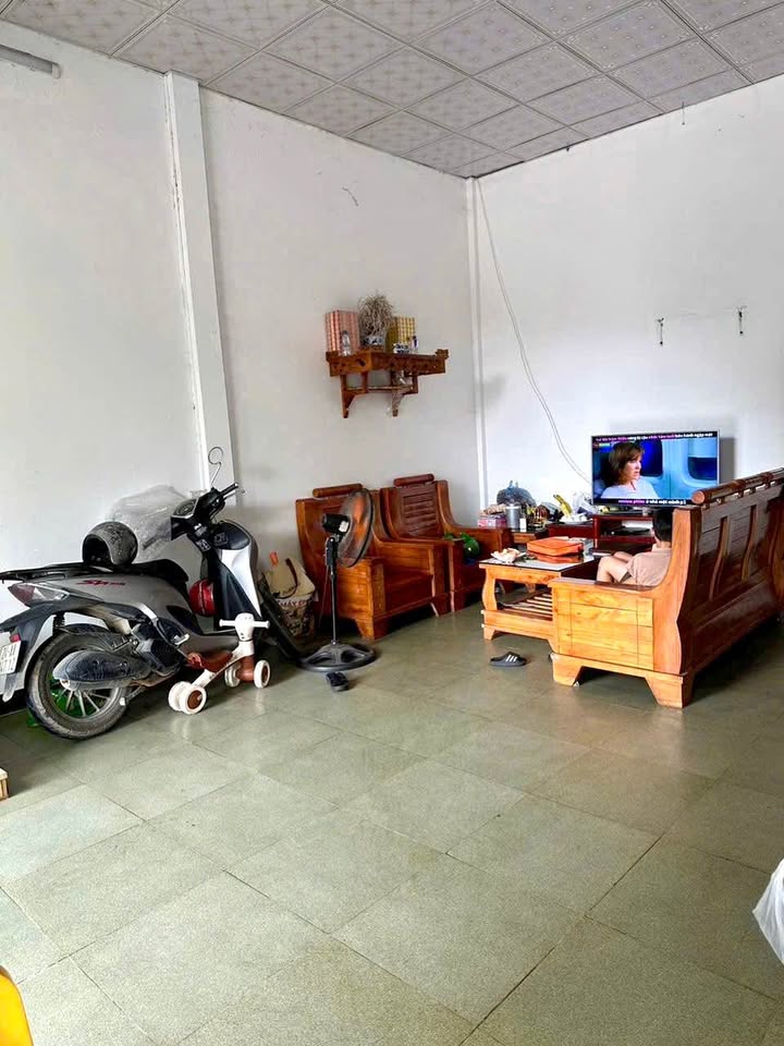 Nhà C4 Trần Thị Lan - Bắc Cường 110m² giá 3.18 tỷ - Vị trí đẹp, thoáng mát!