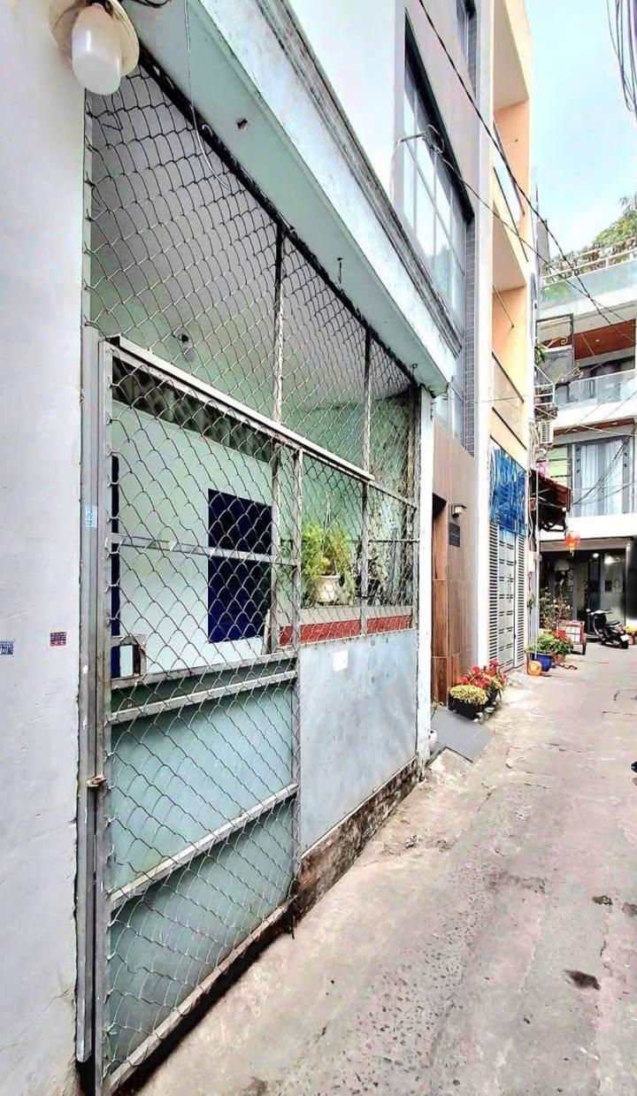 FrontHouse 2 mặt tiền Bắc Hải Q10 52m² giá 5.2 tỷ - Đừng bỏ lỡ cơ hội này!