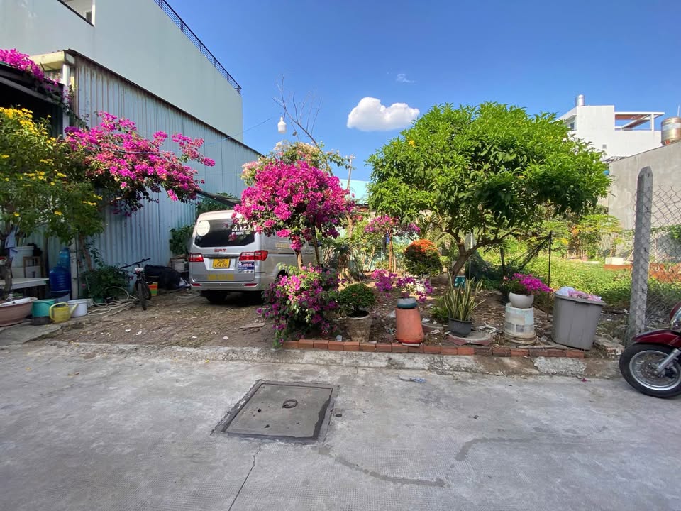 Đất Hẻm Xe Tải Quốc Lộ 13 Hiệp Bình Phước 80m² giá 4.3 tỷ - Pháp lý sạch!