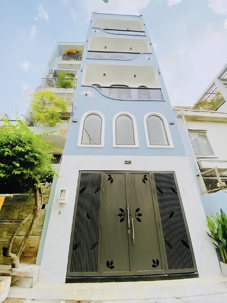 Nhà phố Văn Cao, Tân Phú 85m² giá 14 tỷ - Thang máy tiện lợi, gần Aeon Tân Phú!