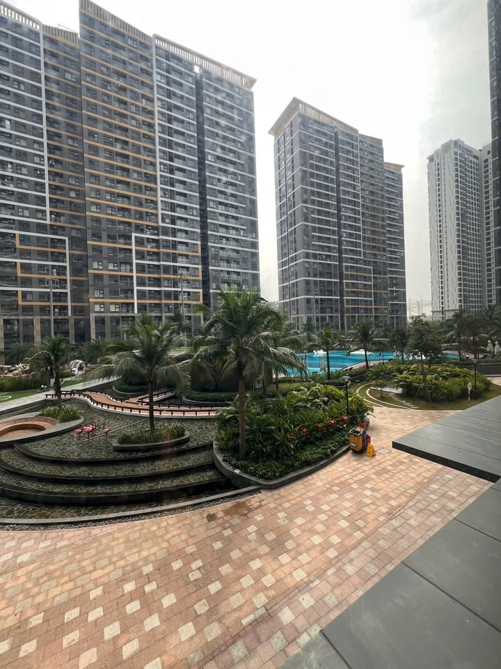 Căn hộ Vinhomes Grand Park Thủ Đức 47m² giá 2.95 tỷ - View hồ bơi đẹp