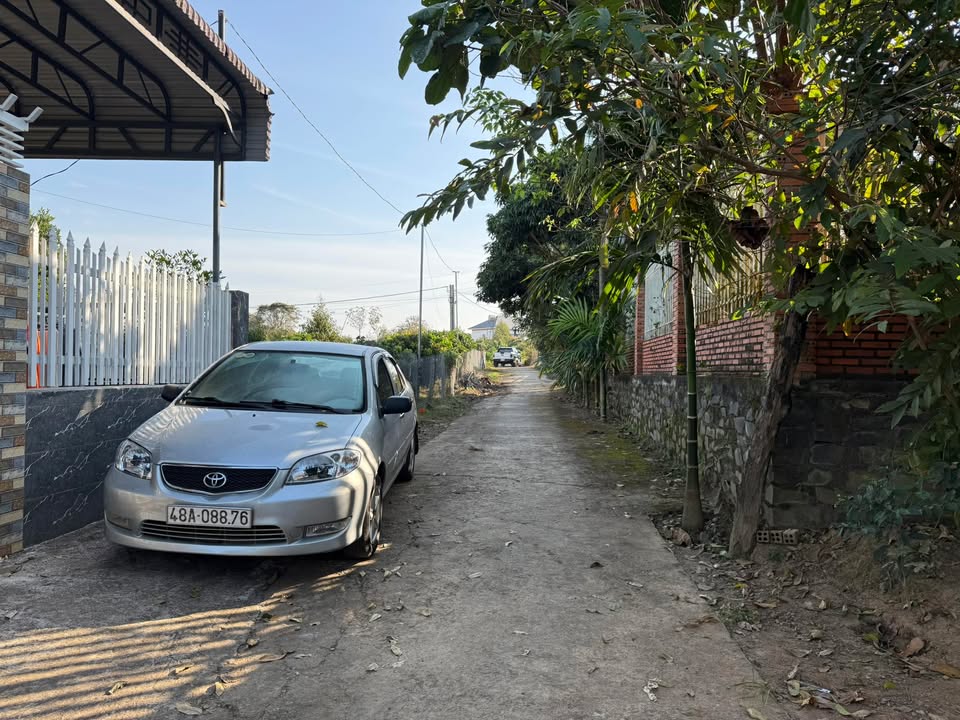 Đất nền đường bê tông Gia Bình 55m² giá 5.5 tỷ - Sổ hồng chính chủ, chờ khách hàng thiện chí!