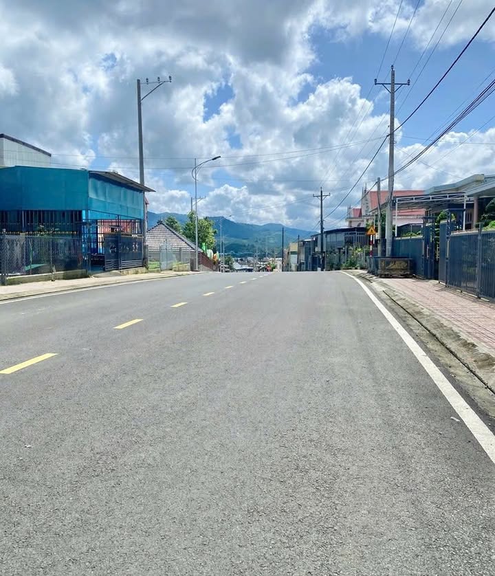 Đất mặt tiền Ngô Tất Tố, Bảo Lộc 1371m² giá chỉ 4.98 tỷ - Sổ đỏ chính chủ