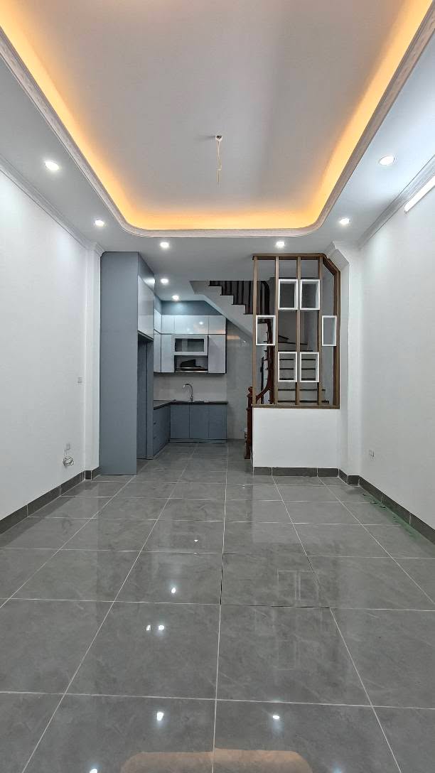 Nhà riêng 5 tầng Cầu Diễn, Quận Nam Từ Liêm - Diện tích 32m², Giá chỉ 7 tỷ