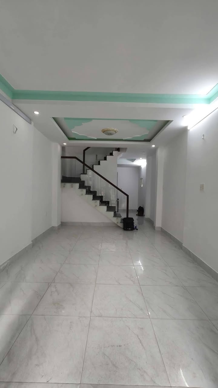 Nhà 2 tầng hẻm Âu Cơ, Tân Bình 41m² chỉ 5.26 tỷ - Sẵn sàng ở ngay!