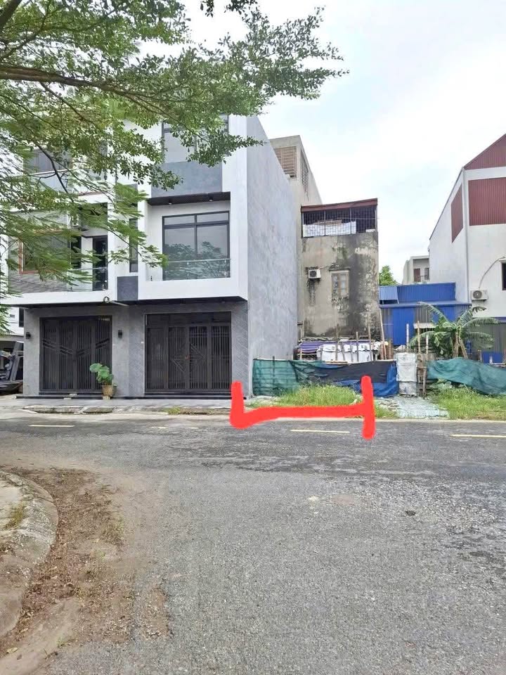 Đất nền mặt đường Nguyễn Huy Tưởng, 48.3m² giá 2.3 tỷ - Đối diện trường mầm non!