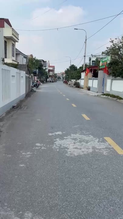 Đất nền Liên Phương, TP Hưng Yên 126m² giá 3 tỷ - Đường xe 7 chỗ đỗ cửa!