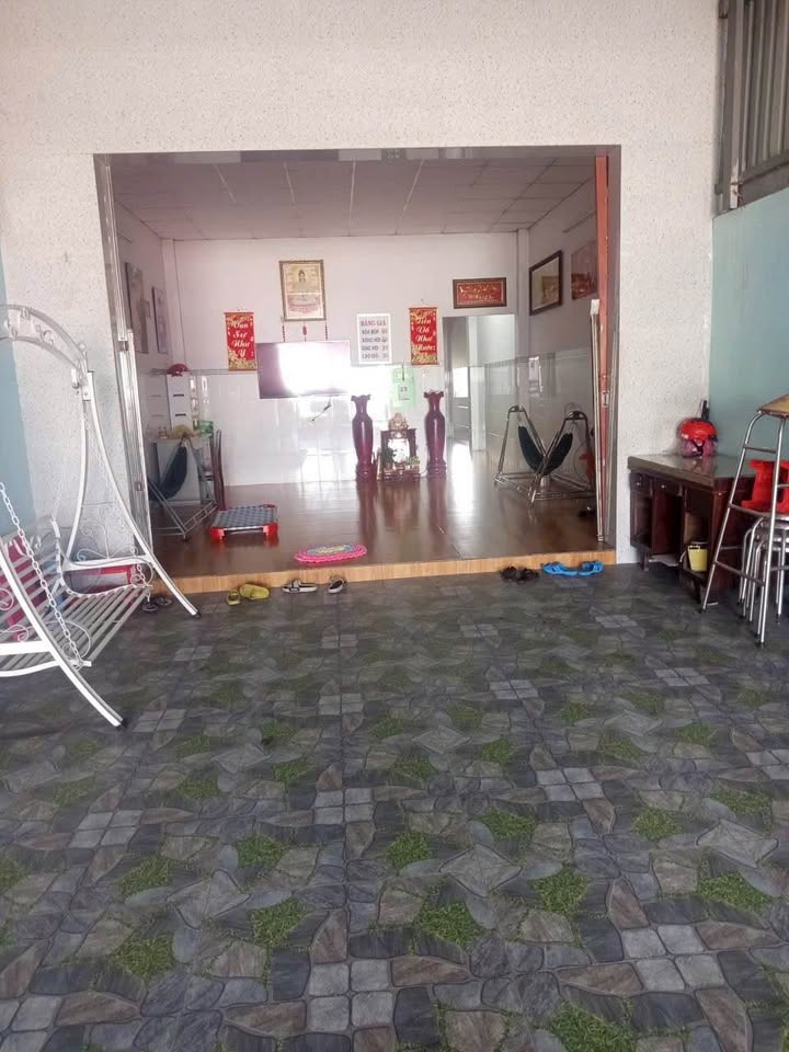 Nhà mặt tiền Tỉnh Lộ 827A, Hòa Phú, Châu Thành, Long An 138m² giá 4.5 tỷ - Cơ hội đầu tư kinh doanh hấp dẫn!