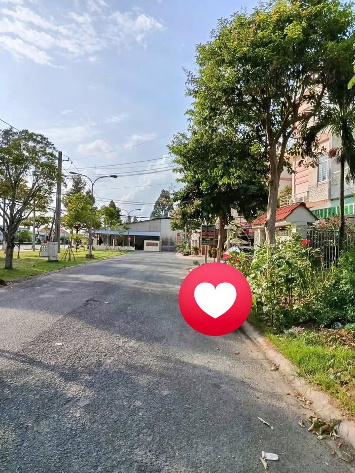 FrontHouse mặt tiền kinh doanh tại Bến Tre 76m² giá 2.3 tỷ - Đầu tư sinh lời ngay!