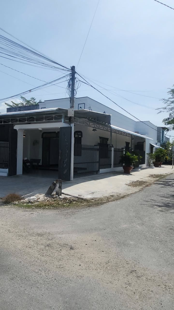 Nhà Gốc 2 Mặt Tiền Hẻm 25 Nguyễn Văn Linh, 144m² - Giá 1.68 tỷ, Đầu Tư Sinh Lời!