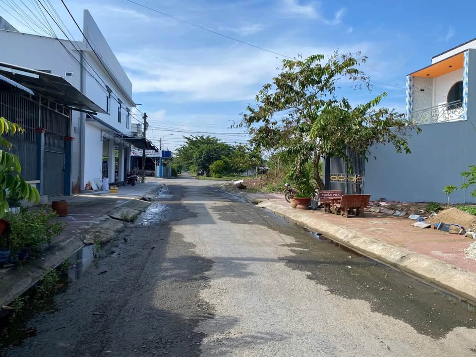 Đất nền Trạm Cân Lộc Hoà, Vĩnh Long 100m² giá 780 triệu - Vị trí đắc địa gần KCN