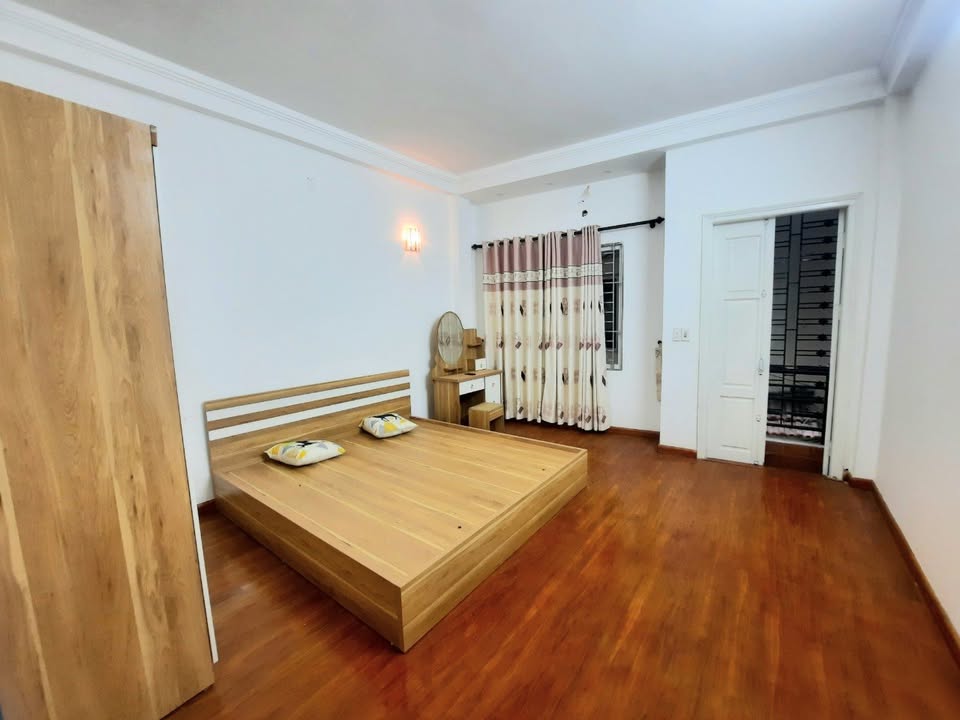 Nhà 5 tầng Ngõ 190 Hoàng Mai 34m² giá 3.6 tỷ - Chính chủ bán gấp!