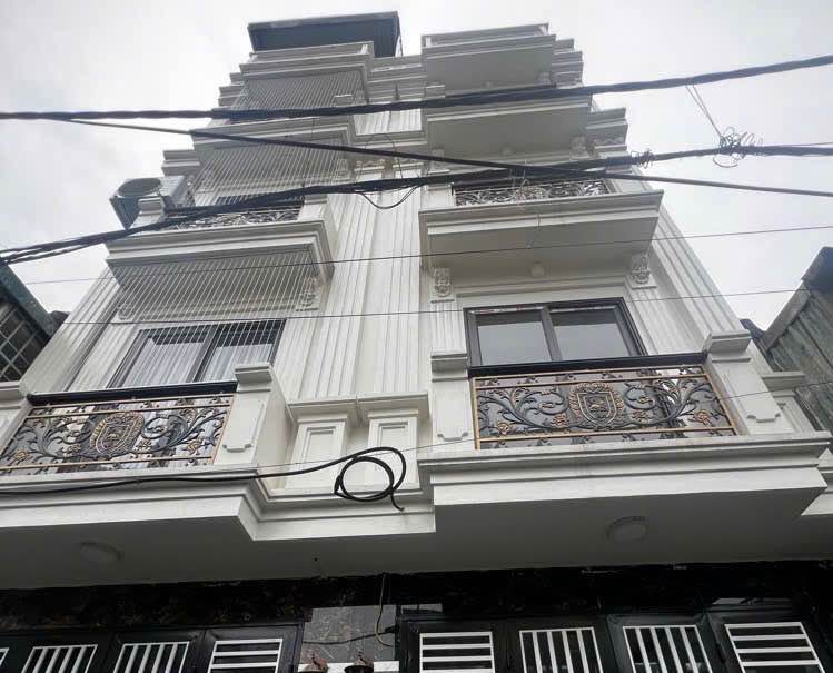 Nhà riêng Đền Lừ, Quận Hoàng Mai, 32m², giá 4 tỷ - Lô góc thoáng sáng!