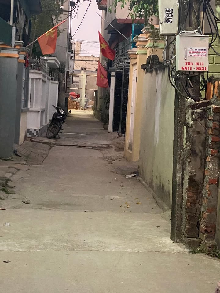 Đất nền chính chủ tại Minh Lộc, Hậu Lộc 100m² - Đường ô tô tận đất!