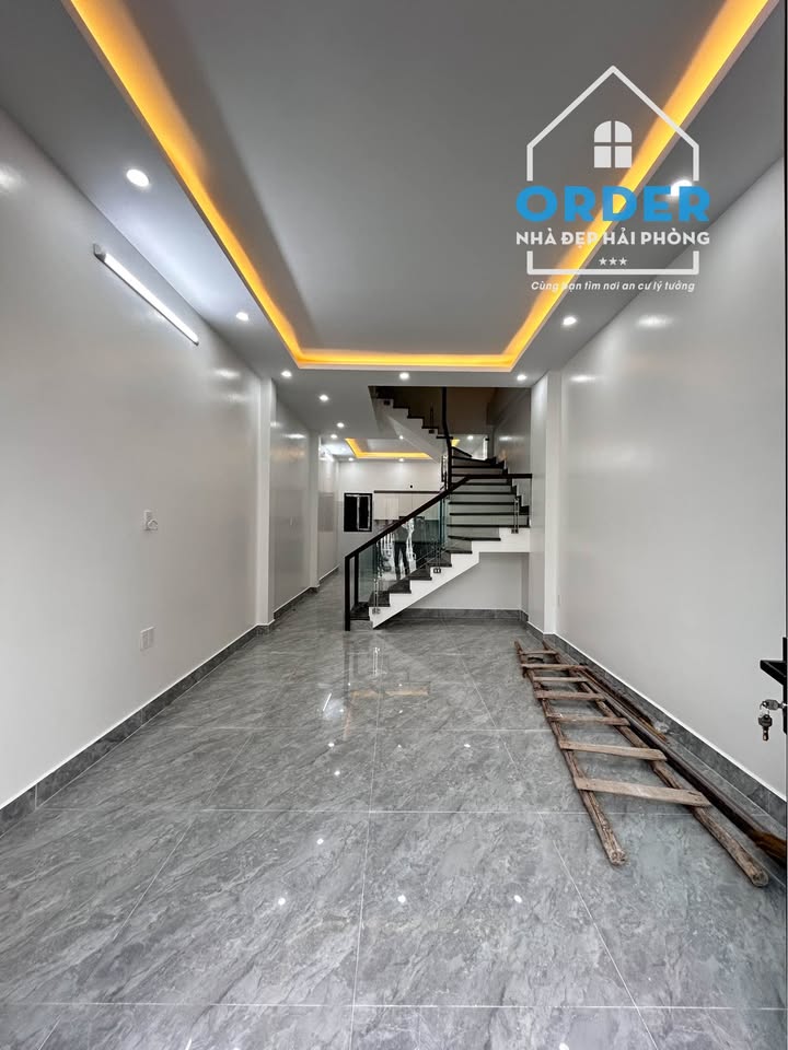 Nhà độc lập 4 tầng Phường Thành Tô 56,4m² giá 4,7 tỷ - Thiết kế hiện đại, ô tô đỗ thoải mái!