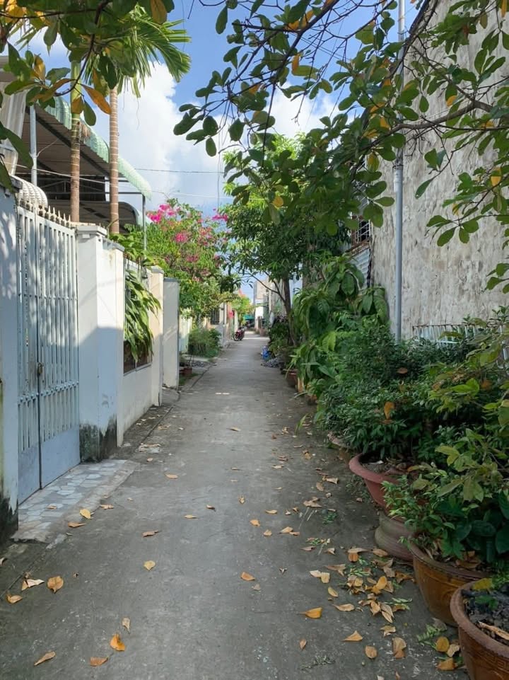 Đất Hẻm 553 Đường 30/4, P. Tân An 90m² - Bán Gấp, Tặng Nhà
