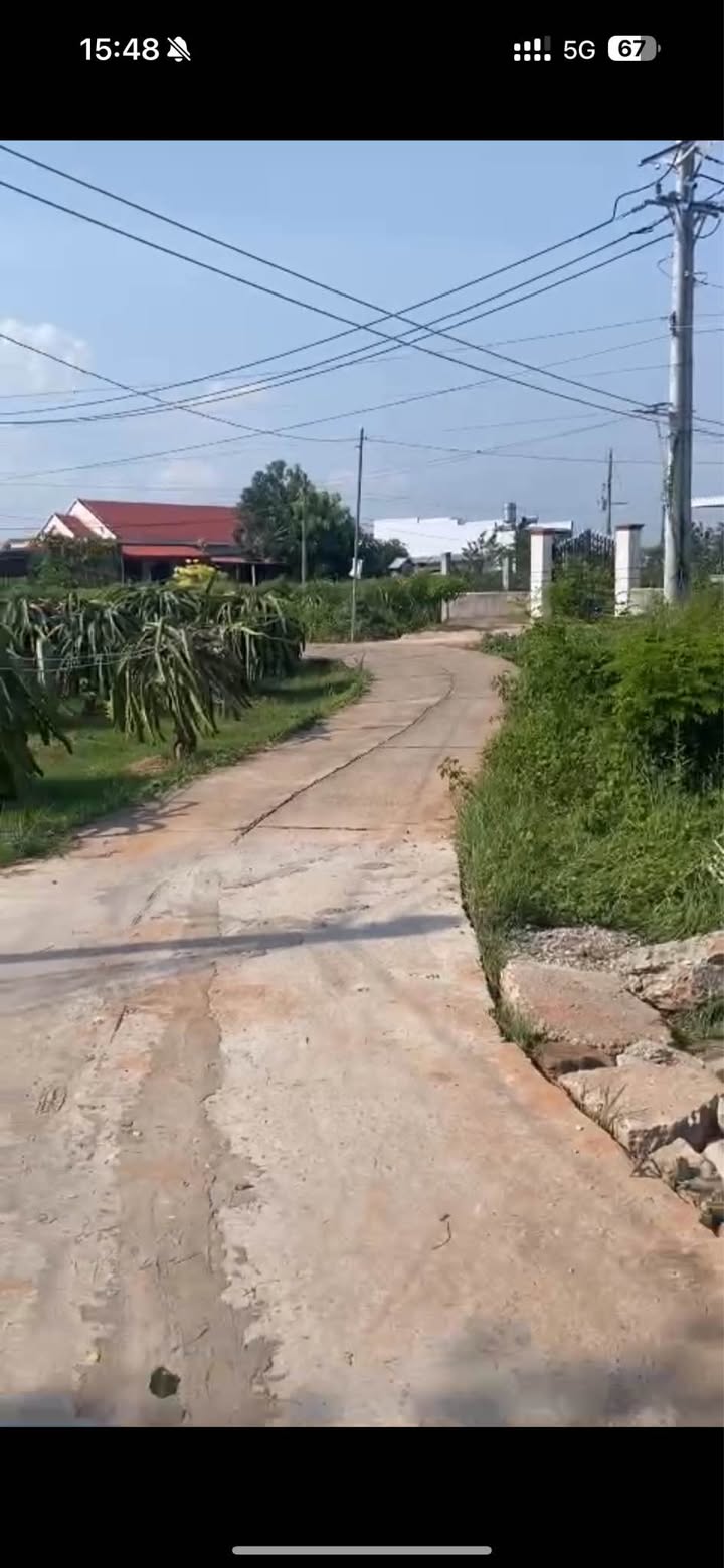 Đất nền 300m² tại Xã Hàm Liêm, Huyện Hàm Thuận Bắc - Mặt tiền đường bê tông, giá chỉ 2.1 tỷ!