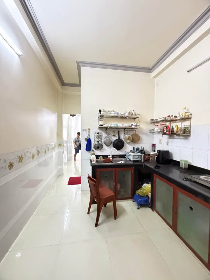 Nhà lầu Phan Thiết 36m² giá 1 tỷ - Sẵn sàng vào ở ngay!