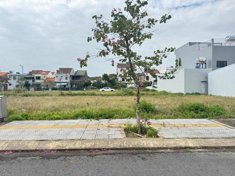 Đất nền Khu Dự Án Royal Điện Bàn 110m² giá 4 tỷ - Đầu tư sinh lời ngay!