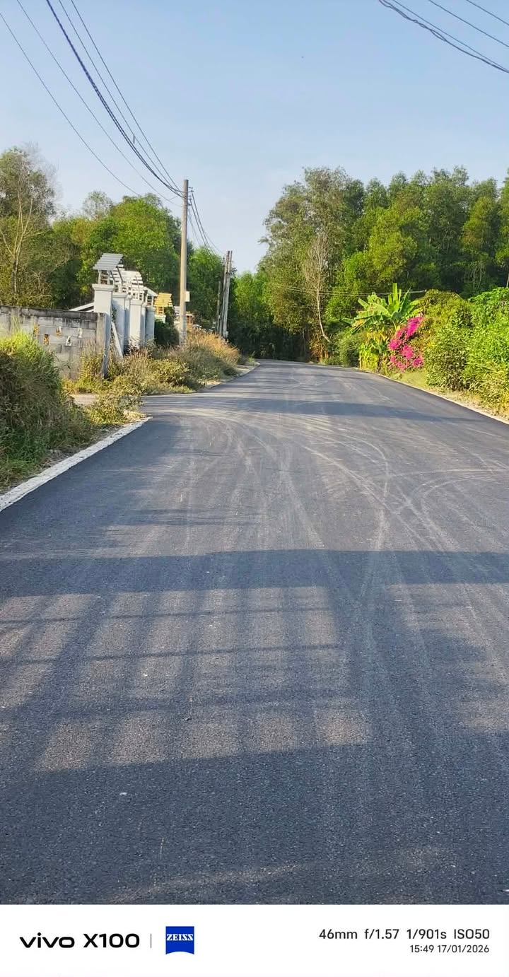 Lô đất Láng Dài 125m² giá 750 triệu - Sổ hồng chính chủ, đầu tư hợp lý!