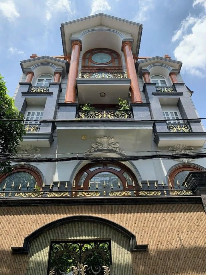 Nhà riêng 72/2 Trương Quốc Dung, Quận Phú Nhuận, 395m² - Chính chủ bán gấp!