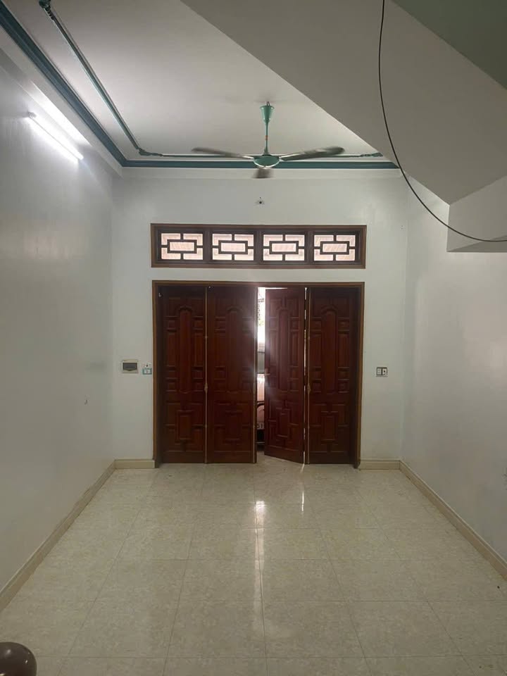 Nhà 2 tầng mặt đường 20/8, 80m² giá thỏa thuận - Tiềm năng kinh doanh cao!