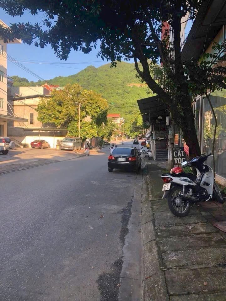 FrontHouse Nguyễn Viết Xuân, Tuyên Quang 68m² giá 4 tỷ - Kinh doanh sầm uất