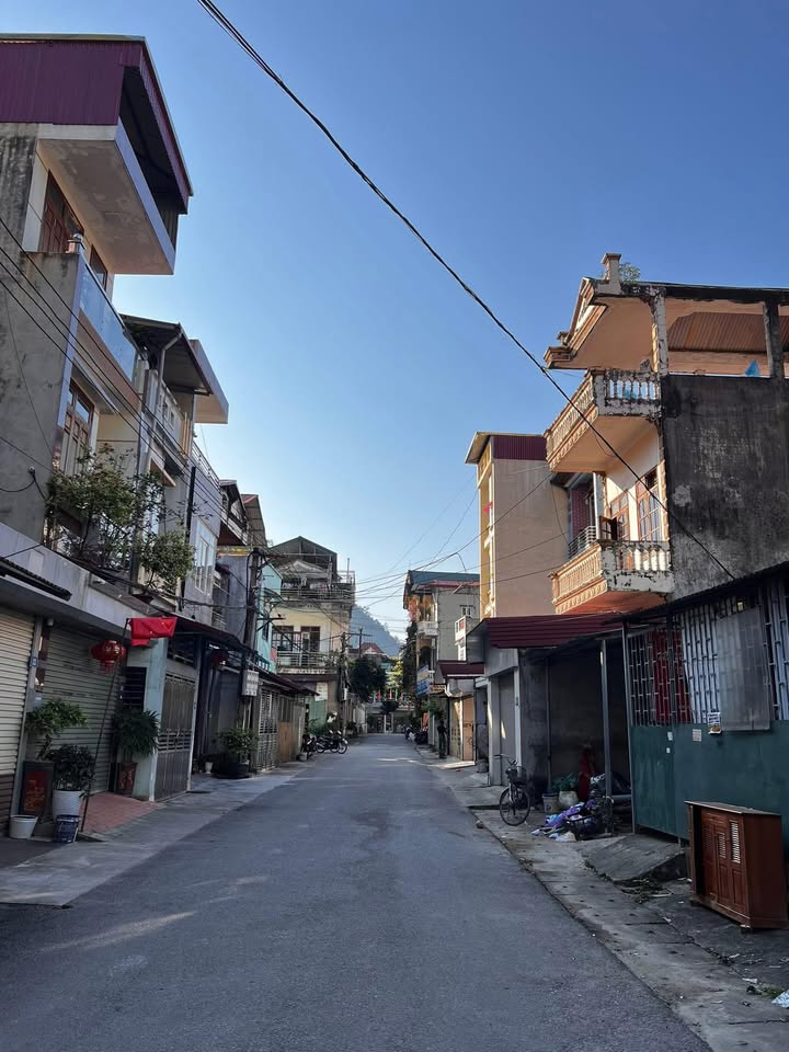 Nhà riêng Phường Minh Khai 153m² giá 3.xxx tỷ - Khu dân cư an ninh cao