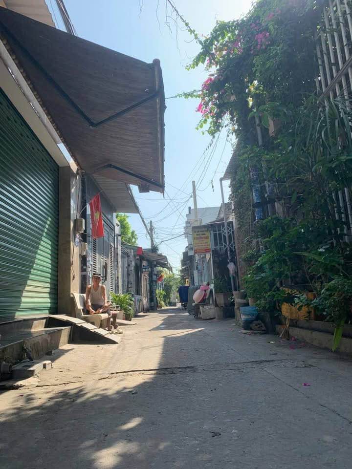 Nhà Tân Xuân, Hóc Môn 48m² giá 2.15 tỷ - Khu vực an ninh, thuận tiện ở lâu dài