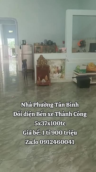 Nhà phố Tân Bình, Đồng Xoài 185m² giá 1.9 tỷ - Dân cư đông đúc, vị trí thuận tiện!