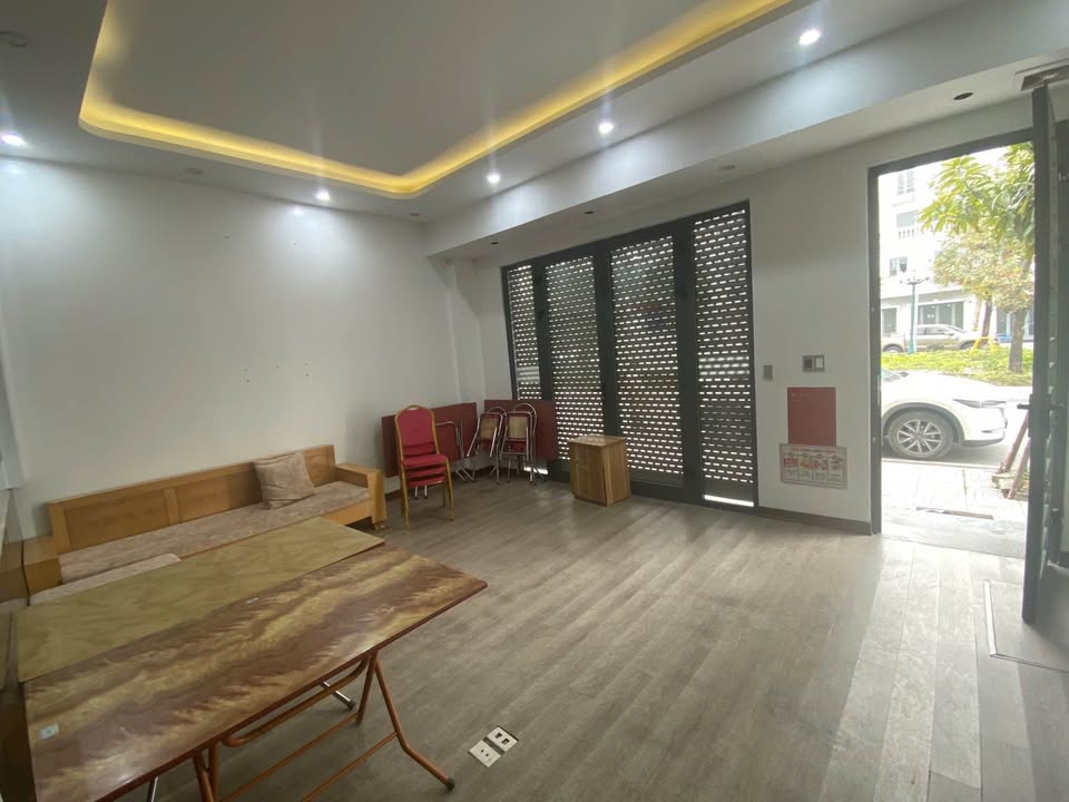 Shophouse Vincom Cẩm Phả 75m² giá 4.55 tỷ - Đầu tư sinh lời lý tưởng!