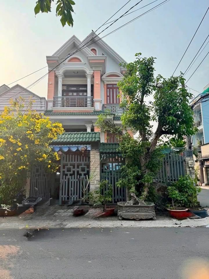 Biệt thự lô góc Nguyễn Thị Thơi 150m² giá 13 tỷ - Đầu tư sinh lời ngay!