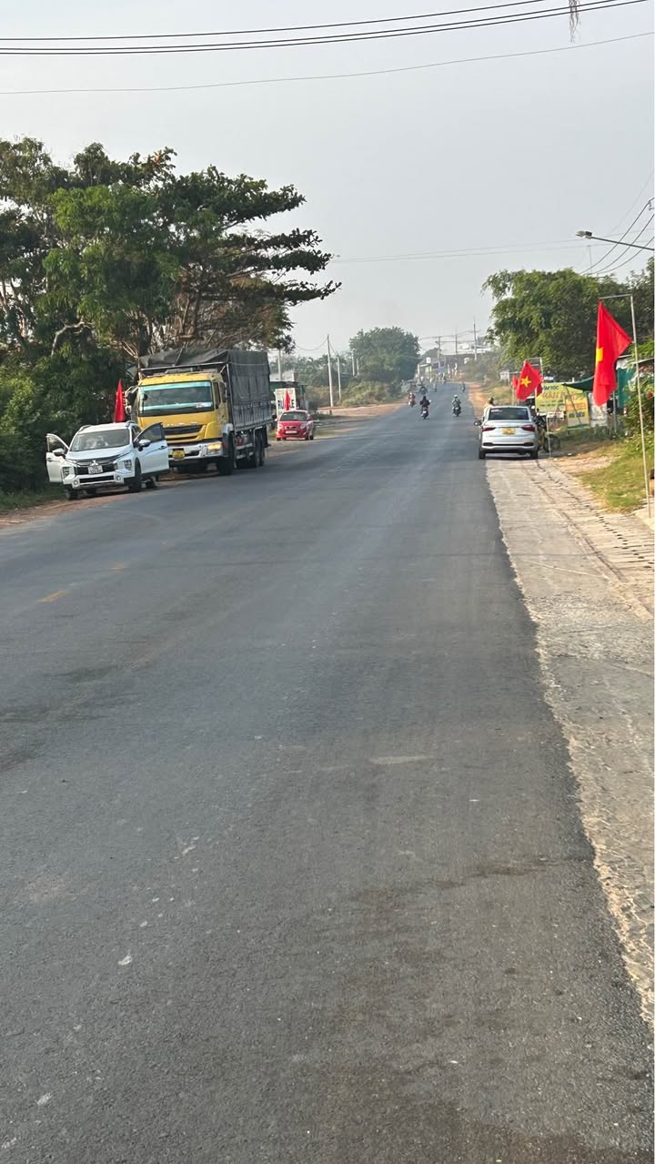 Nhà bán gấp Phường Ninh Sơn, Tây Ninh 150m² - Nhà mới 99%, chỉ 900 triệu!