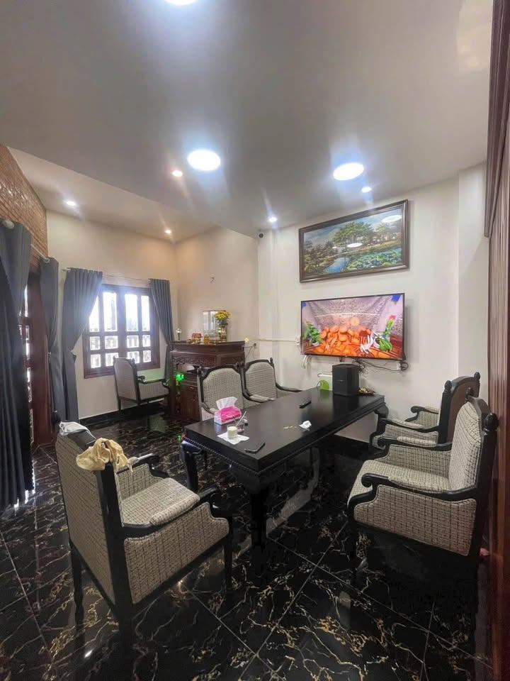 Bán villa hẻm ô tô lớn Đường Lữ Gia, Phường 12, Đà Lạt 200,6m² - Đầu tư sinh lời ngay!