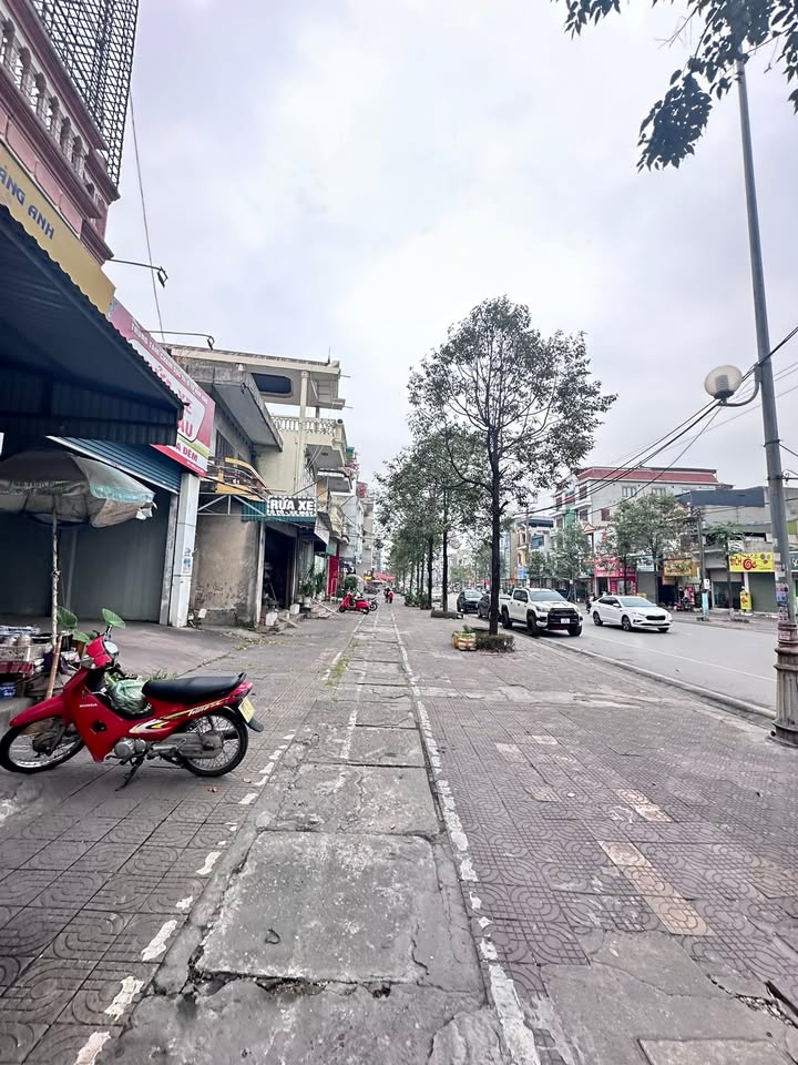 Nhà 3 Tầng Cẩm Thạch, Cẩm Phả 85.75m² giá 2.27 tỷ - Vị trí đắc địa cho kinh doanh!