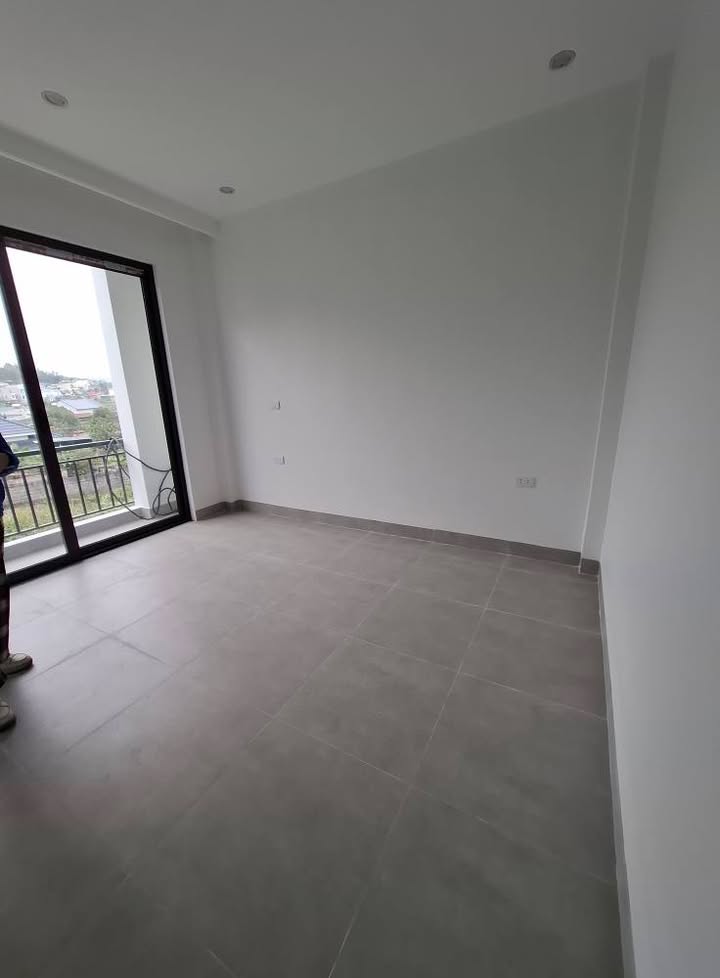 Nhà 3 tầng tại Hà Trung, 62m² giá 2 tỷ - Vị trí thuận lợi, giao thông dễ dàng!