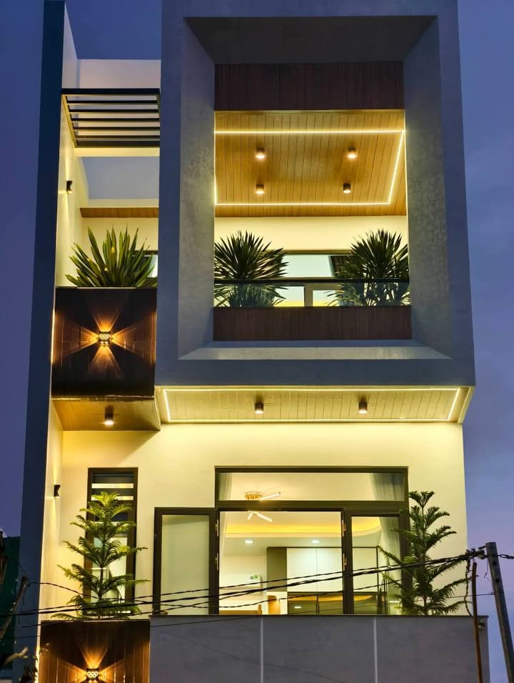 Nhà 2 tầng hiện đại tại KDC Hồng Loan, Cần Thơ - Giá chỉ 6.3 tỷ!