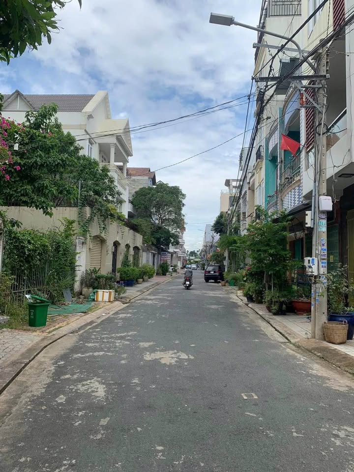 Đất nền KDC D2D, Phường Thống Nhất, Biên Hòa - 72m², giá 5 tỷ - Sổ đỏ chính chủ!