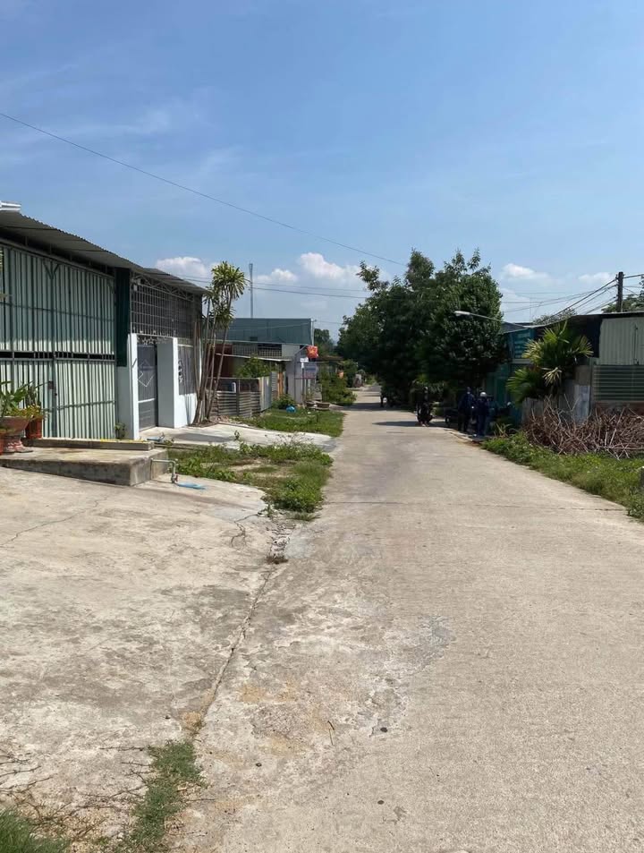 Đất thổ cư 175m² tại Đắk Cấm, giá 890 triệu - Ngay trung tâm hành chính!